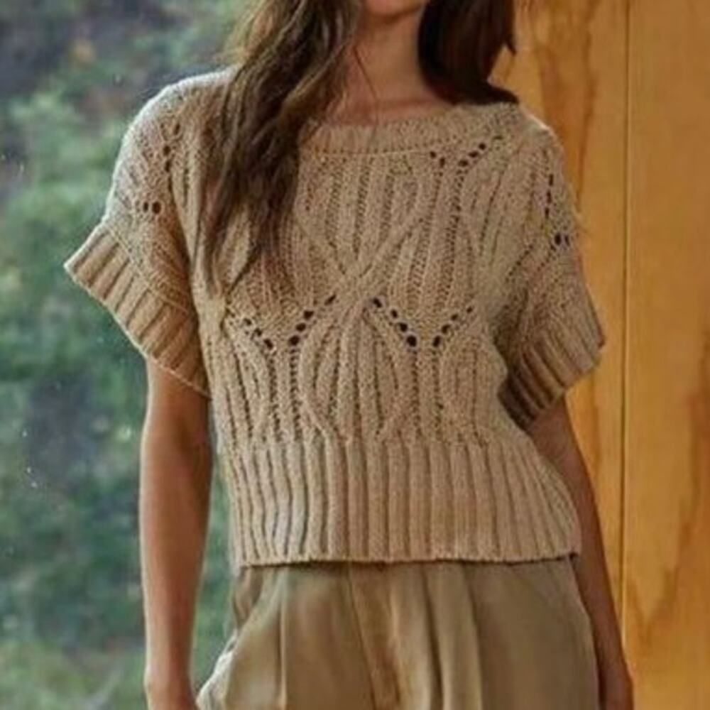 Neuflora Chunky Cable Knit Cropped Sweater Women's Medium Beige Pointelle
